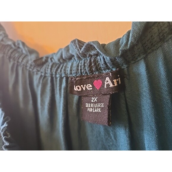 Love Ari Boho Printed Off-Shoulder Stretchy Ruffle Top Blue Fall Size 2X Plaid - Picture 6 of 8